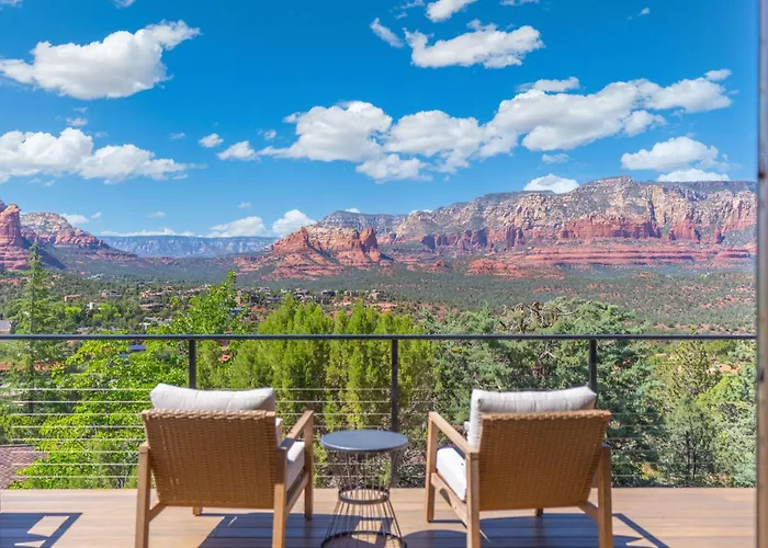 Vakantiehuis New - Tuscan Red Rock Overlook - Spectacular Views 2 Pools Waterfalls Fire Features Sauna Massage Chairs & Salt *