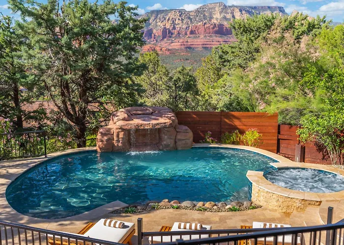 New - Tuscan Red Rock Overlook - Spectacular Views 2 Pools Waterfalls Fire Features Sauna Massage Chairs & Salt Vakantiehuis Sedona