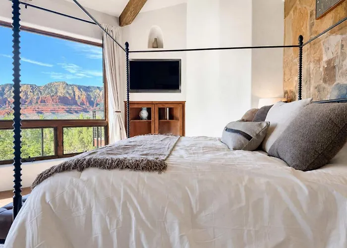 New - Tuscan Red Rock Overlook - Spectacular Views 2 Pools Waterfalls Fire Features Sauna Massage Chairs & Salt Vakantiehuis *