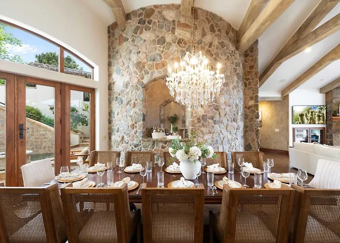 New - Tuscan Red Rock Overlook - Spectacular Views 2 Pools Waterfalls Fire Features Sauna Massage Chairs & Salt Vakantiehuis Sedona