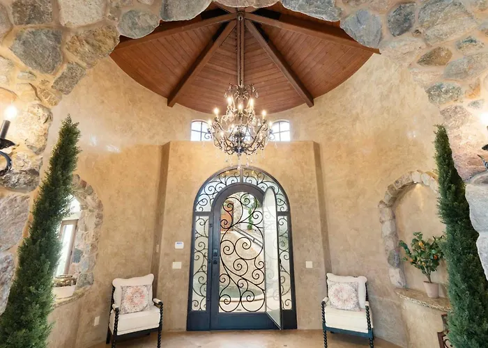New - Tuscan Red Rock Overlook - Spectacular Views 2 Pools Waterfalls Fire Features Sauna Massage Chairs & Salt * Sedona