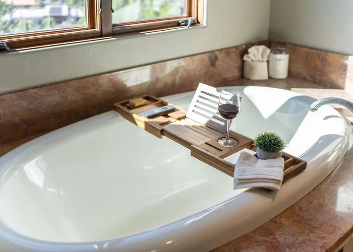 New - Tuscan Red Rock Overlook - Spectacular Views 2 Pools Waterfalls Fire Features Sauna Massage Chairs & Salt * Sedona