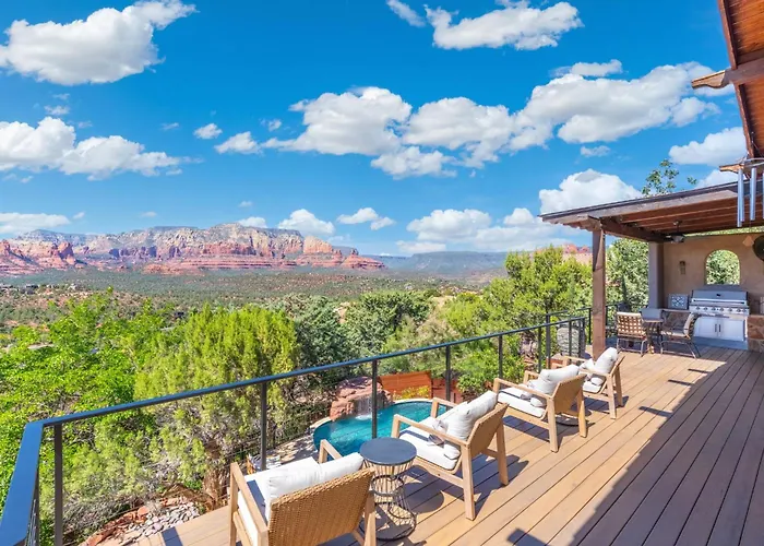 Vakantiehuis New - Tuscan Red Rock Overlook - Spectacular Views 2 Pools Waterfalls Fire Features Sauna Massage Chairs & Salt *