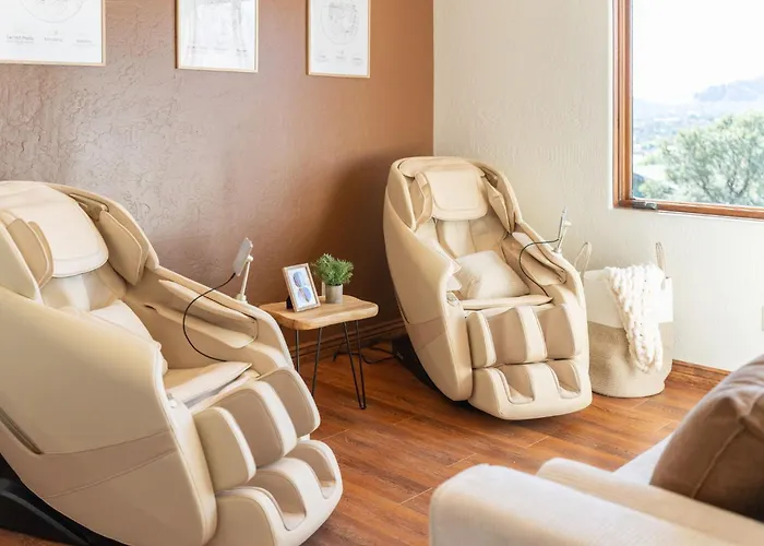 New - Tuscan Red Rock Overlook - Spectacular Views 2 Pools Waterfalls Fire Features Sauna Massage Chairs & Salt Vakantiehuis